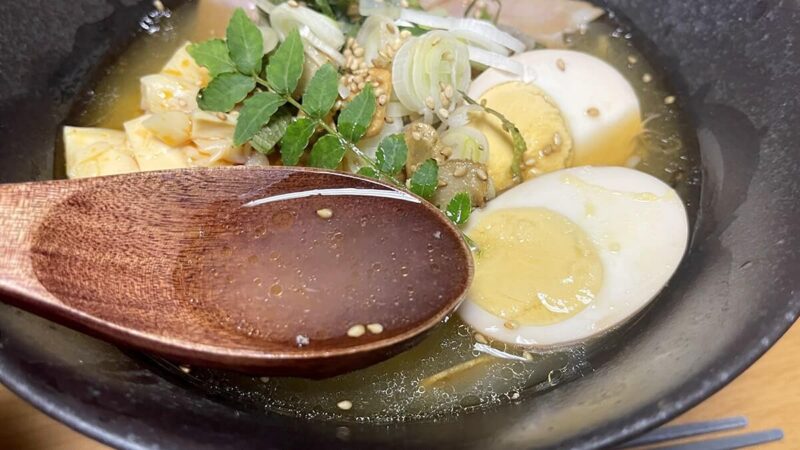 ヒラメとマゴチのアラでスープを作ってラーメンにしたら絶品だった件