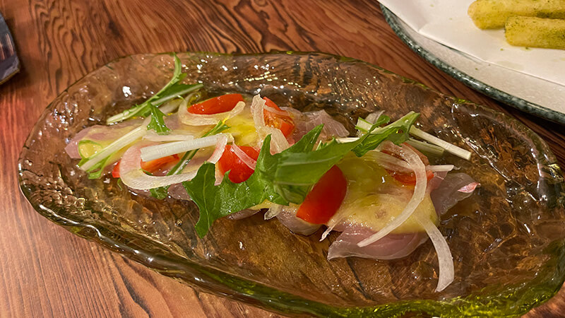 島の夜に食べた金目鯛のカルパッチョ