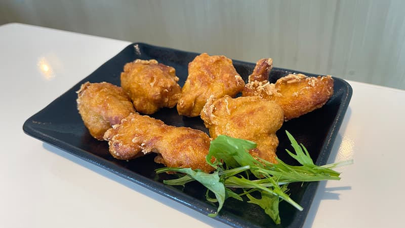 さるびあ丸のレストランで食べた唐揚げ