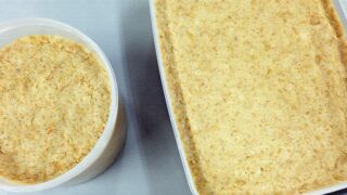 地区センターで味噌作り体験！手でつぶして、発酵を待つ暮らし