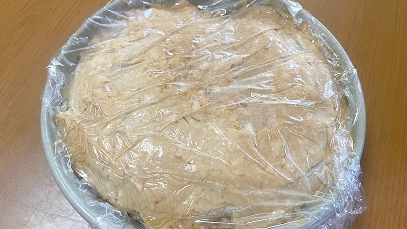 チヌの身を使った粕漬けの仕込み