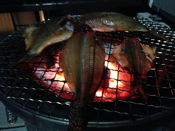 千葉県の内房への釣行！釣った魚を一夜干しにして七輪でいただく